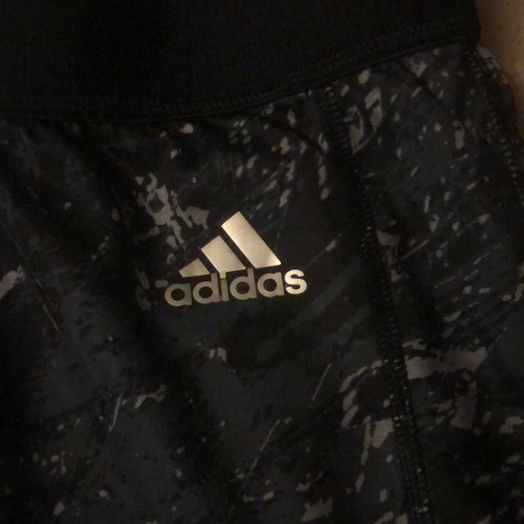 Adidas tech fit Capri leggings - Picture 2 of 5